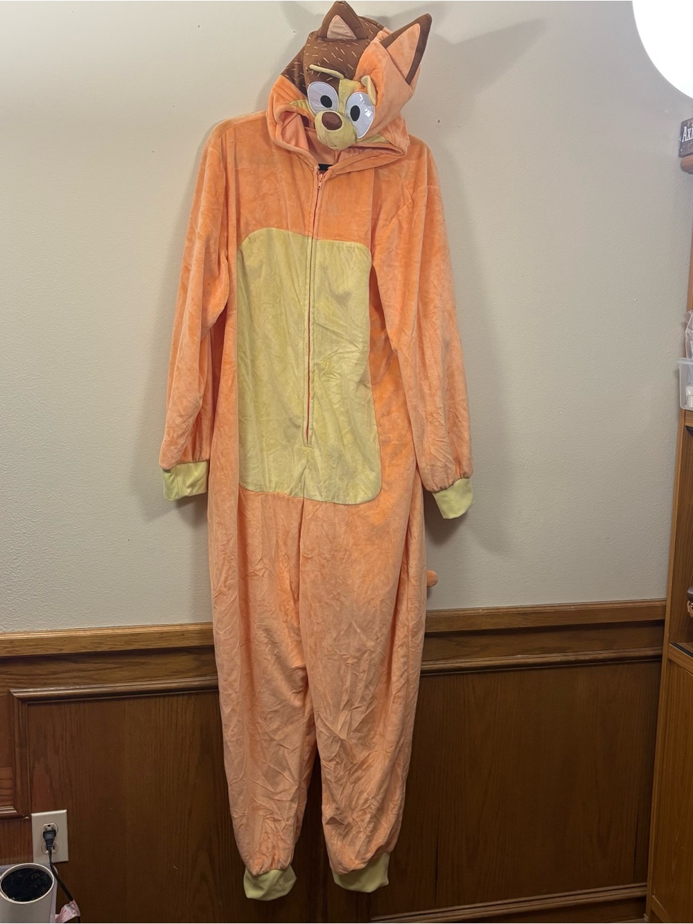Chilli Jumpsuit Costume Adult L/XL Orange Bluey parent mom Halloween onsie